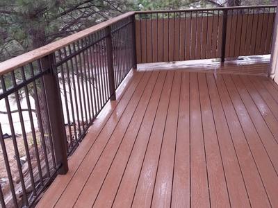 Custom Rail & Privacy Features from Woodland Park Deck Builder