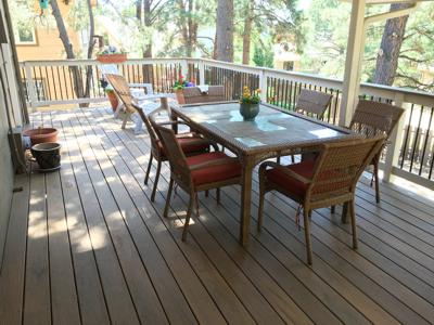 Wood and Steel Rail from Woodland Park Deck Builder