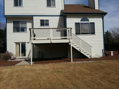 Wood and Steel Rail from Woodland Park Deck Builder